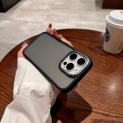 Ốp lưng cho iPhone 16 Pro hiệu Likgus lưng nhám viền màu chống sốc chống bụi bẩn chống vân tay có viền bảo vệ camera - hàng chính hãng