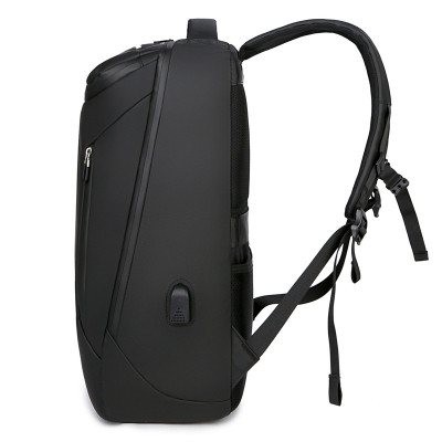 Balo laptop (15.6 inch) phong cách hiện đại - BEE GEE BLLT5624