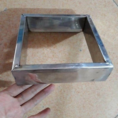 Khuôn Làm Bánh Chưng Tiện Ích Hình Vuông, Khuôn Gói Bánh Chưng Inox Không Gỉ Size 15cm