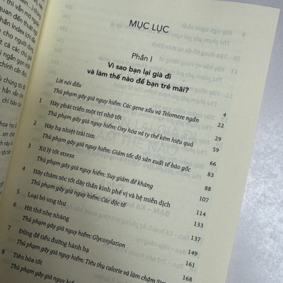 (Tái bản 2024) Tủ sách khoa học & khám phá - BẠN MÃI TRẺ -  Michael F. Roizen, Mehmet C.Oz– Trần Liên Anh – Nguyễn Trần Phương Ly – Nguyễn Lan Chi dịch - NXB Trẻ