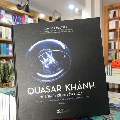Sách - Quasar Khánh: Nhà thiết kế huyền thoại (Nhã Nam HCM)
