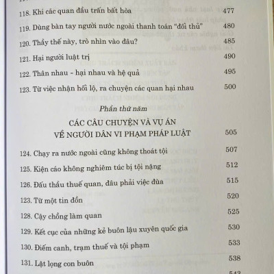 Luật Xưa Án Cũ