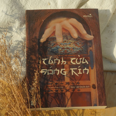 Tiểu Thuyết Trinh Thám - Cánh Cửa Đóng Kín (Asami Ishimochi)