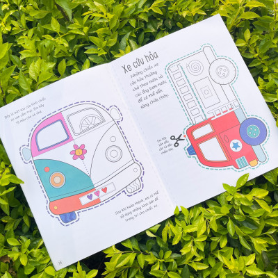 Sách - Cắt, gấp, tô màu - Hơn 20 hình dán và sticker rèn luyện kỹ năng cho trẻ 3 - 9 tuổi - Bộ 3 cuốn - Đinh Tị Books
