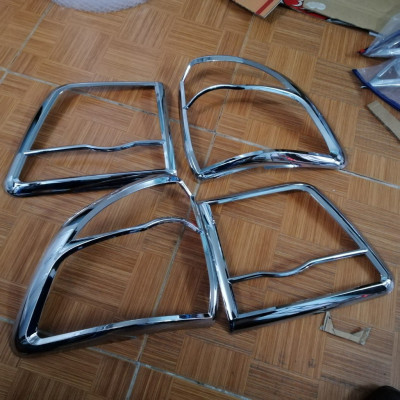 Ốp viền đèn pha, hậu xe Toyota Fortuner 2012- 2015 mạ crom cao cấp, 