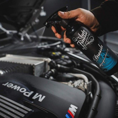 DRESSLE 5 LÍT - Phục hồi & bảo vệ nhựa nội ngoại thất, khoang động cơ và mâm ô tô Auto Finesse
