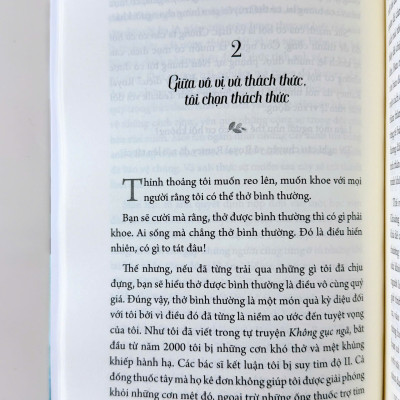 Sách Tự Truyện - Thích Sống (Nguyễn Bích Lan) - Bìa Mềm