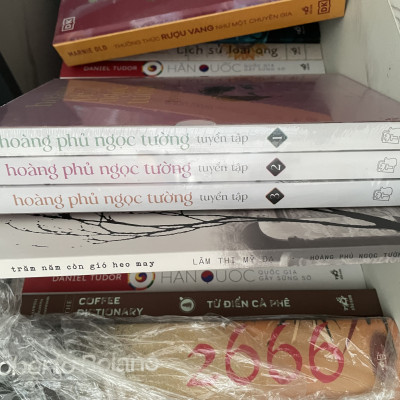 Tuyển tập Hoàng Phủ Ngọc Tường
