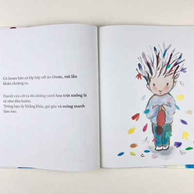Sách cậu bé có mái tóc nở hoa - Crabit Kidbooks - Bìa cứng