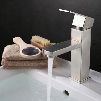 Vòi lavabo inox 304 nóng lạnh HANBACHLVB5