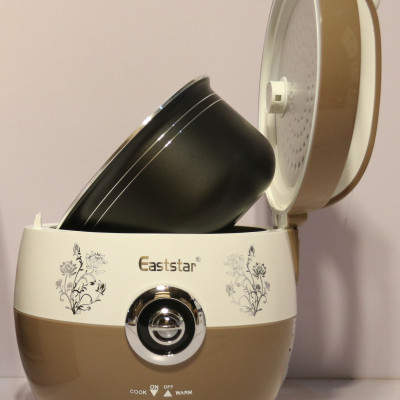 Nồi Cơm Điện Eaststar 838 (1.8 lít) - Màu Ngẫu Nhiên - Hàng Chính Hãng