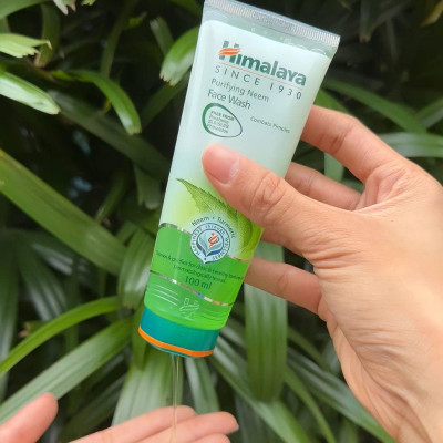 Sữa Rửa Mặt Neem Ngừa Mụn Trứng Cá Himalaya Herbals (100ml)