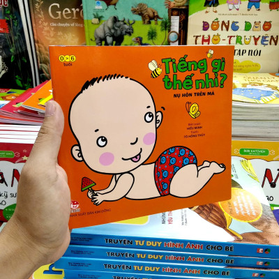 Tiếng Gì Thế Nhỉ? - Nụ Hôn Trên Má (Tái Bản 2021)