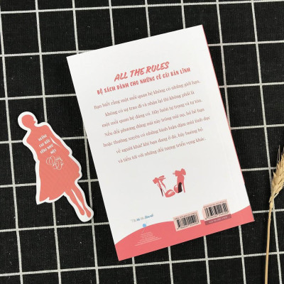 Sách - Sống Bản Lĩnh Theo Cách Một Quý Cô (Kèm Bookmark) (Tái bản 2020)